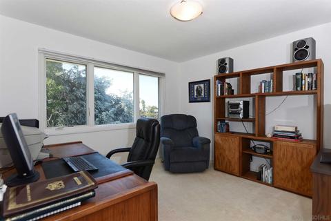 8536 Cliffridge, La Jolla, CA 92037 photo 15