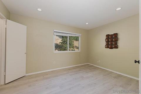 2136 Via Robles, Oceanside, CA 92054 photo 13