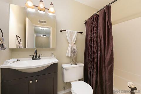 2136 Via Robles, Oceanside, CA 92054 photo 12