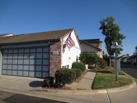 2411 Ashford Gln, Escondido, CA 92027 photo 2