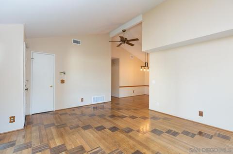 3571 Coconut Way, Oceanside, CA 92058 photo 4