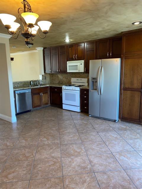 6839 Carnation Dr, Carlsbad, CA 92011 photo 4