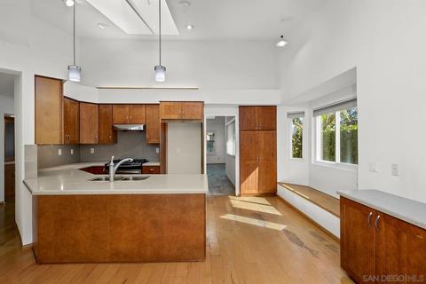 14172 Woodcreek Rd, Poway, CA 92064 photo 5