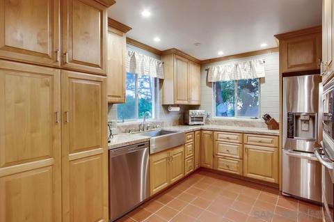 4615 Skyline Ln, La Mesa, CA 91941 photo 13