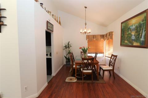 5219 Robinwood Dr, Oceanside, CA 92056 photo 5