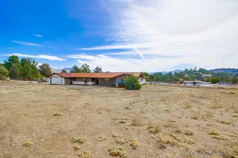 2623 Calle De Compadres, Alpine, CA 91901 photo 3
