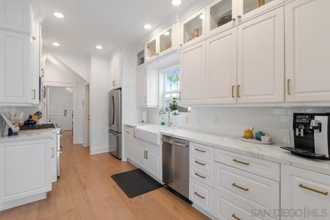 827 A Ave, Coronado, CA 92118 photo 19