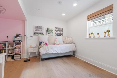827 A Ave, Coronado, CA 92118 photo 24