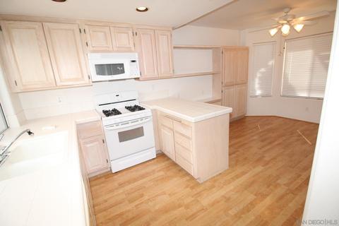 4190 Rhodes Way, Oceanside, CA 92056 photo 9