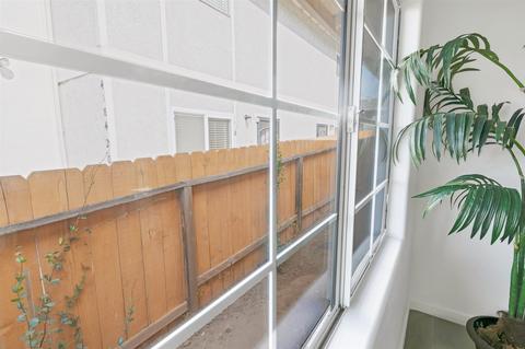 130 The Cir, Vista, CA 92084 photo 18
