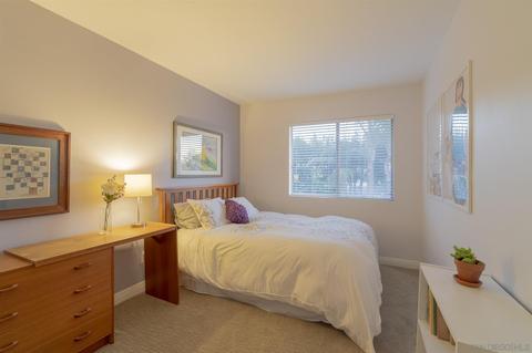 4537 Morro Bay St, Oceanside, CA 92057 photo 20