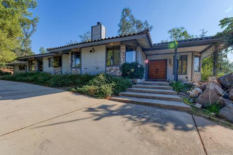 1269 Arnold Way, Alpine, CA 91901 photo 2