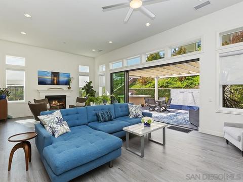 4702 Crespi Ct, Carlsbad, CA 92010 photo 4