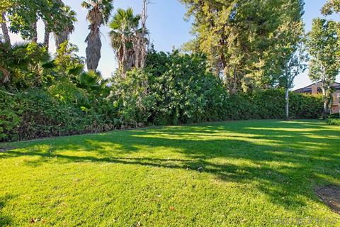 9047 Calle Del Verde, Santee, CA 92071 photo 2