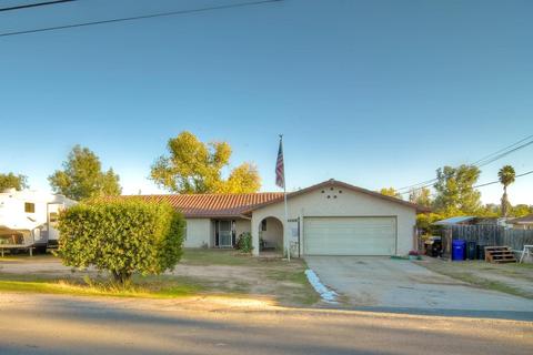 2250 Raymond, Ramona, CA 92065 photo 1