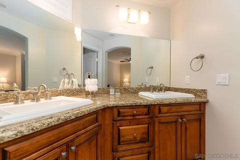 7575 Eads Ave #202, La Jolla, CA 92037 photo 10