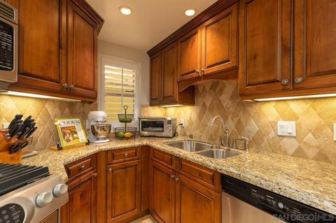 7575 Eads Ave #202, La Jolla, CA 92037 photo 5