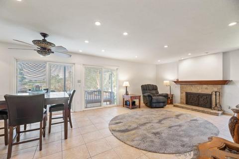 10760 Avenida Roberta, Spring Valley, CA 91978 photo 24