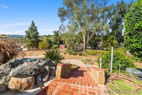 10760 Avenida Roberta, Spring Valley, CA 91978 photo 49