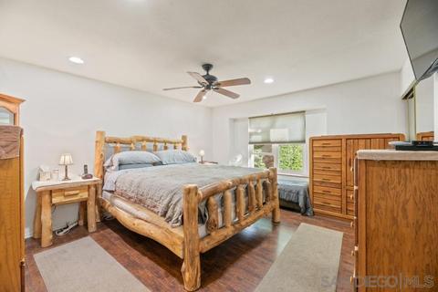10760 Avenida Roberta, Spring Valley, CA 91978 photo 11