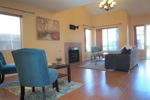 887 Friendly Cir, El Cajon, CA 92021 photo 2