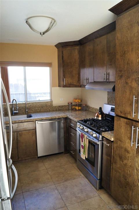 887 Friendly Cir, El Cajon, CA 92021 photo 21