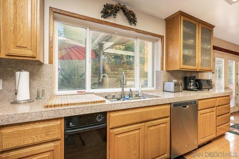 12245 Valhalla Dr, Lakeside, CA 92040 photo 15