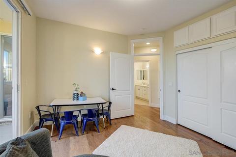 931 Candlelight Pl # -a, La Jolla, CA 92037 photo 52