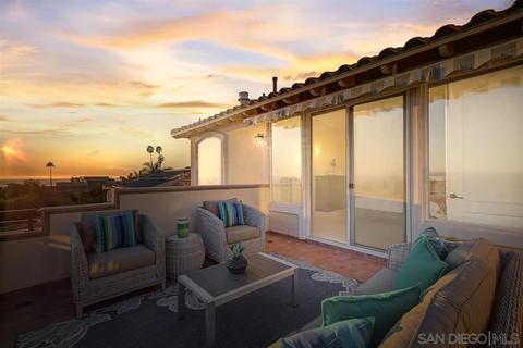931 Candlelight Pl # -a, La Jolla, CA 92037 photo 3