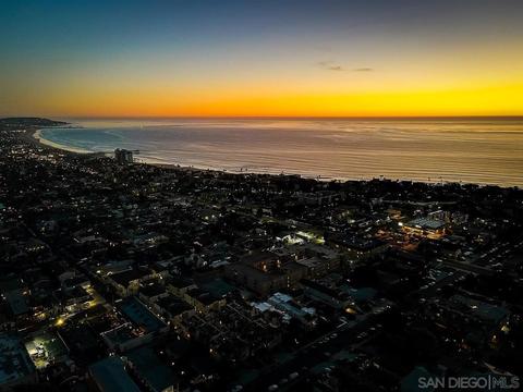 931 Candlelight Pl # -a, La Jolla, CA 92037 photo 1