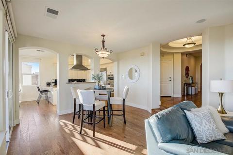 931 Candlelight Pl # -a, La Jolla, CA 92037 photo 19