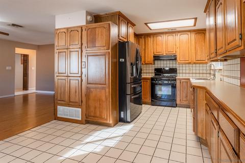 13116 Shenandoah Dr, Lakeside, CA 92040 photo 9
