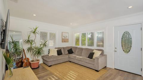 1341 Loch Lomond Dr, Cardiff, CA 92007 photo 2