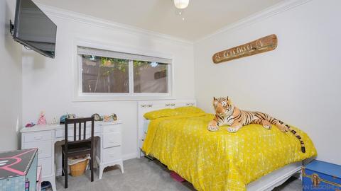 1341 Loch Lomond Dr, Cardiff, CA 92007 photo 13