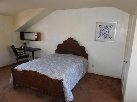 401 Silvery Ln, El Cajon, CA 92020 photo 3