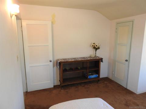 401 Silvery Ln, El Cajon, CA 92020 photo 5