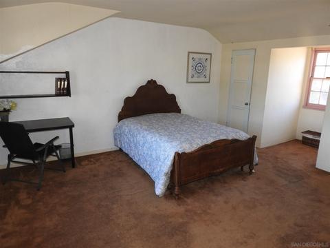 401 Silvery Ln, El Cajon, CA 92020 photo 2