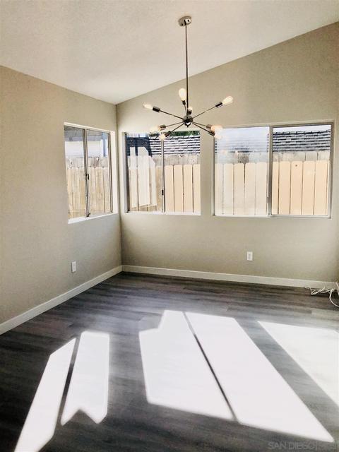 729 Hollowglen Rd, Oceanside, CA 92057 photo 9