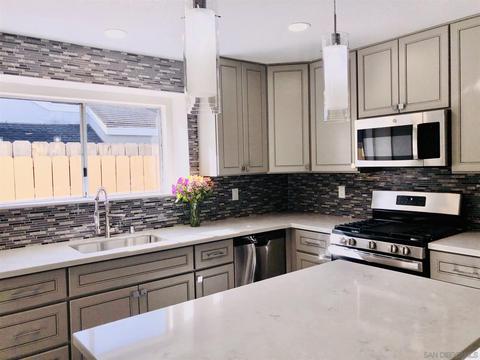 729 Hollowglen Rd, Oceanside, CA 92057 photo 10
