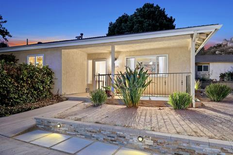 9226 Mountain Shadow Dr, Lakeside, CA 92040 photo 2