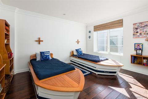 464 Prospect St #9, La Jolla, CA 92037 photo 12
