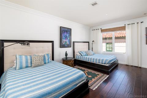 464 Prospect St #9, La Jolla, CA 92037 photo 10