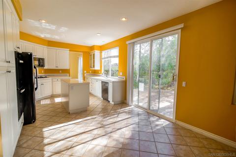 2393 Darlington Row, La Jolla, CA 92037 photo 3