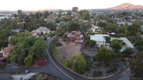 9340 Wister Dr, La Mesa, CA 91941 photo 2