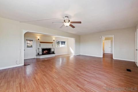 1519 Chase Ave, El Cajon, CA 92020 photo 4