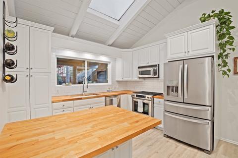 893 Saxony Rd, Encinitas, CA 92024 photo 8