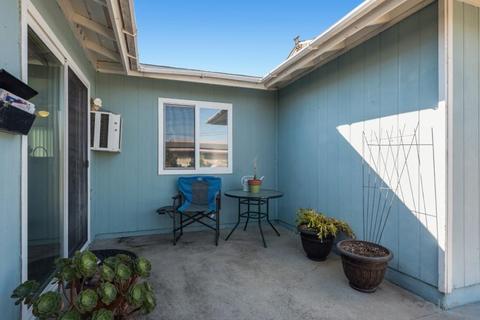 12841 Oak Knoll Rd, Poway, CA 92064 photo 2