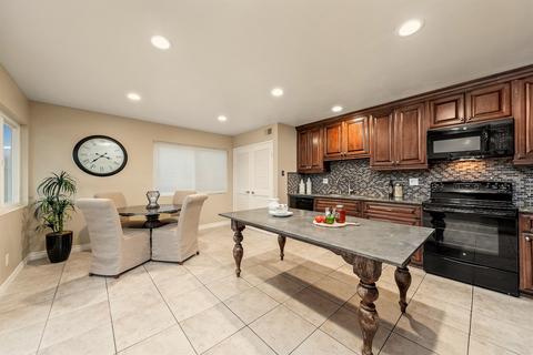 11326 Turtleback Ln, San Diego, CA 92127 photo 7