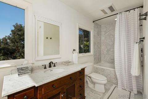 7091 Caminito Valverde, La Jolla, CA 92037 photo 18