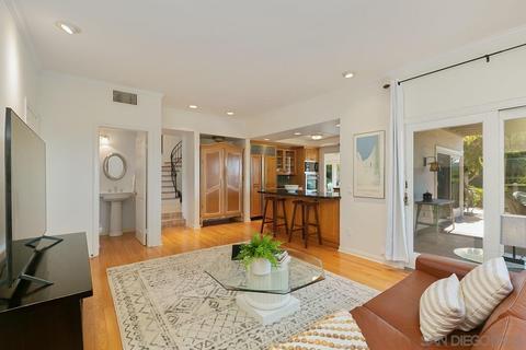 7091 Caminito Valverde, La Jolla, CA 92037 photo 11